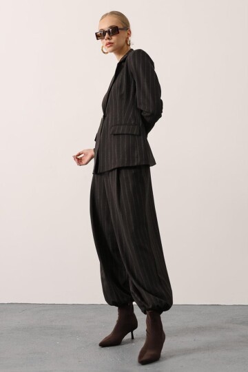 Çift Cepli Paçası Lastikli Balon Pantolon