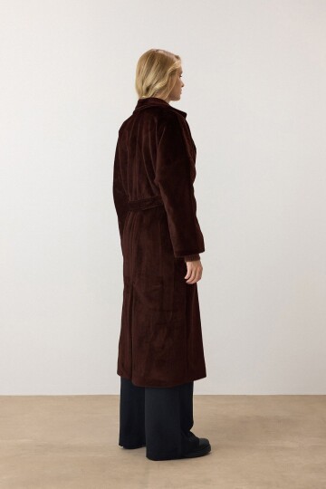 Çift Düğmeli Yumuşak Dokulu Kaşe Kaban