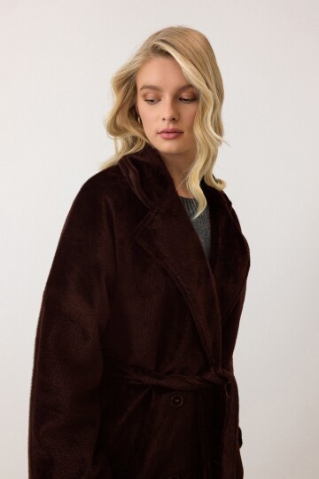 Çift Düğmeli Yumuşak Dokulu Kaşe Kaban