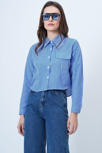 Çizgili Düğmeli Cep Detaylı Crop Gömlek