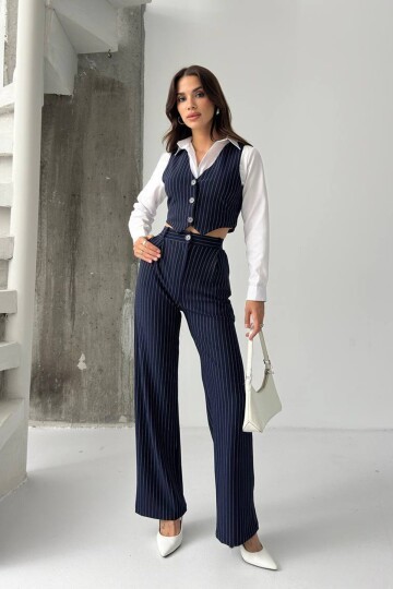 Çizgili Düğmeli Yelek ve Palazzo Pantolon Takım