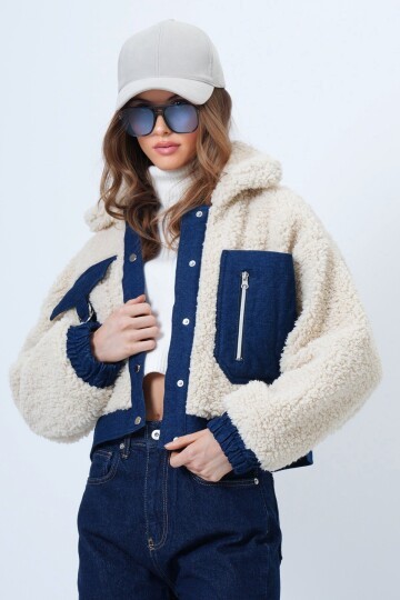 Denim Cepli Düğmeli Peluş Dokulu Kısa Bomber Ceket
