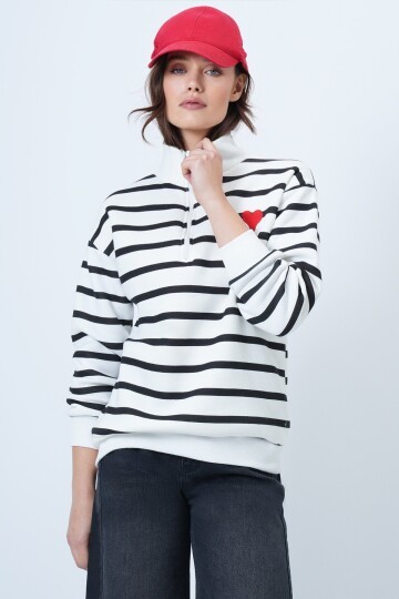 Dik Yaka Yarım Fermuarlı Çizgili Sweatshirt