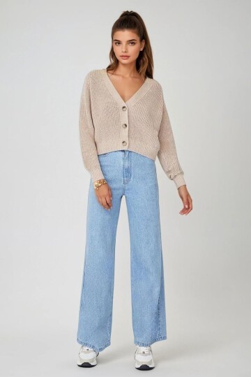 Düğmeli V Yaka Fitilli Triko Hırka