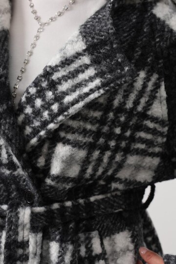 Ekose Desenli Çift Cepli Kuşaklı Kaban