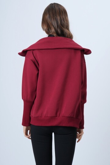 Fermuarlı Geniş Yakalı Uzun Kollu Sweatshirt