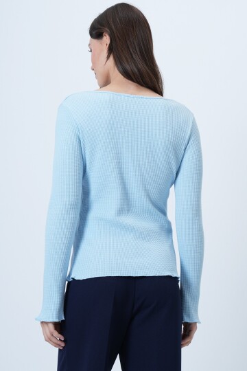 Fırfırlı Geniş Yaka Fitilli Örme Bluz