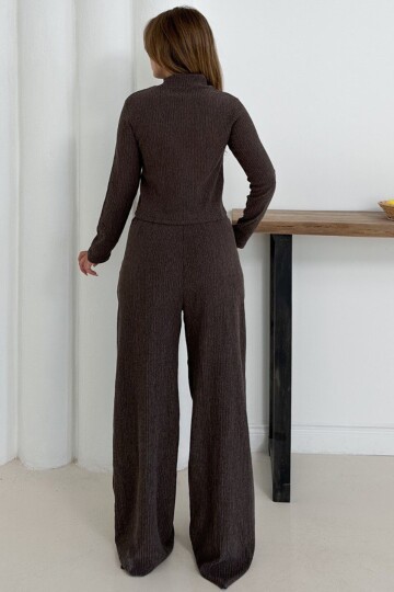 Geniş Kol Crop Bluz Ve Beli Lastikli Pantolon Fitilli Takım