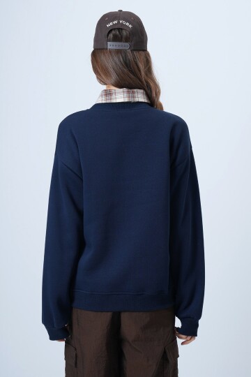 Geyik Nakışlı 3 İplik Sweatshirt