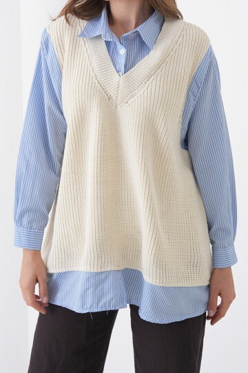 Gömlek Detaylı V Yaka Triko Süveter Bluz