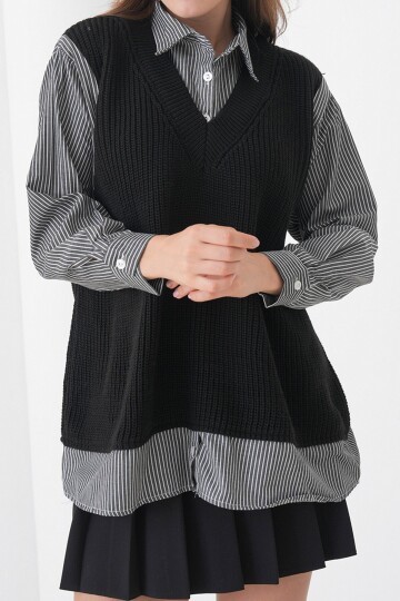 Gömlek Detaylı V Yaka Triko Süveter Bluz