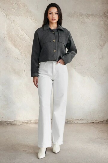 Gömlek Yaka Düğme Kapamalı Kısa Kaşe Astarlı Ceket