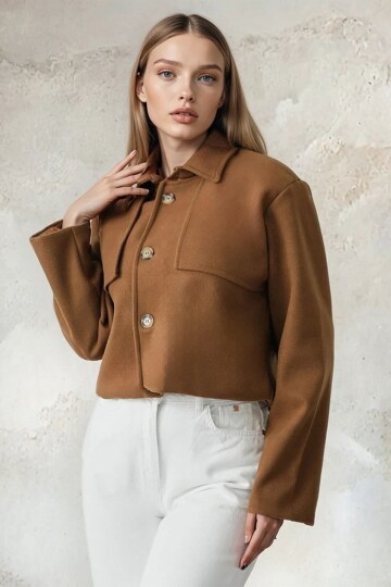 Gömlek Yaka Düğme kapamalı Kısa Kaşe Astarlı Ceket