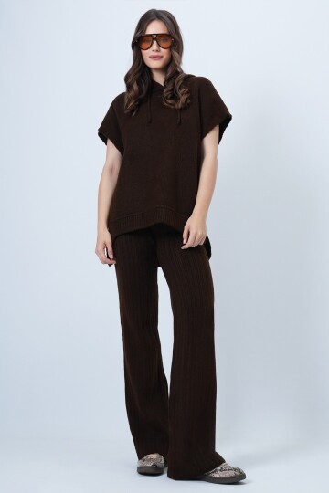 Kapüşonlu Kolsuz Sweat ve Beli Lastikli Pantolon Triko Takım