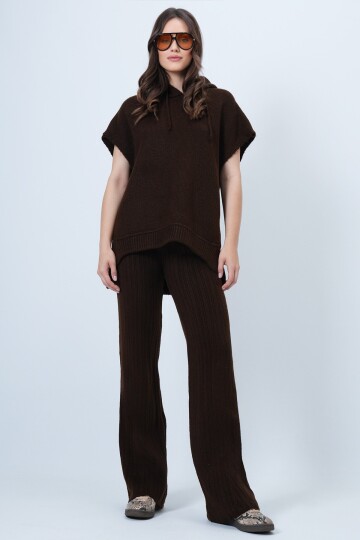 Kapüşonlu Kolsuz Sweat ve Beli Lastikli Pantolon Triko Takım