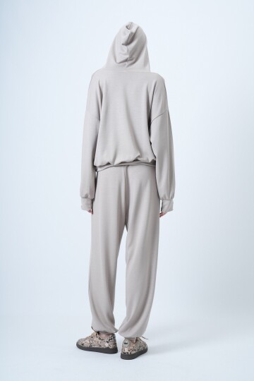 Kapüşonlu V Yaka Oversize Pamuklu Sweatshırt Ve Pantolonlu Takım