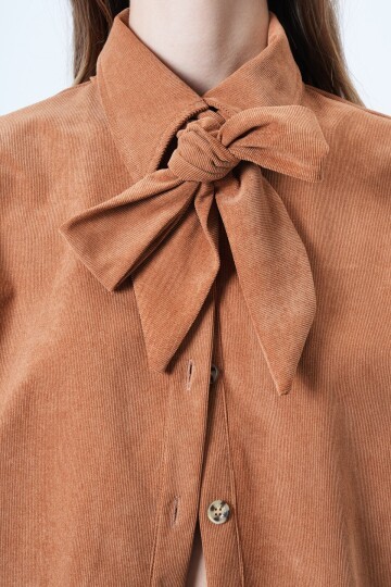 Kendinden Kuşaklı Oversize Kadife Gömlek