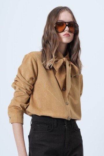 Kendinden Kuşaklı Oversize Kadife Gömlek