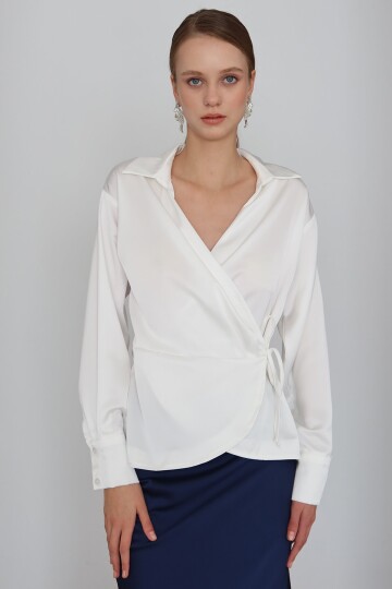 Kruvaze Yaka Bağlamalı Saten Bluz