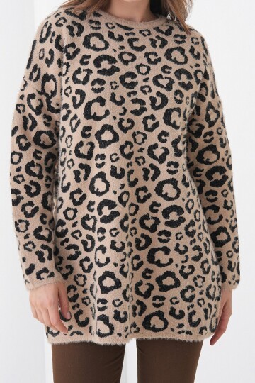 Leopar Desenli Bisiklet Yaka Yumoş Triko Kazak