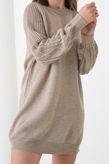 Örgü Detaylı Balon Kollu Triko Elbise