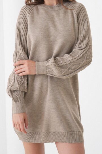 Örgü Detaylı Balon Kollu Triko Elbise