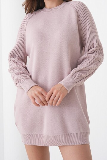 Örgü Detaylı Balon Kollu Triko Elbise