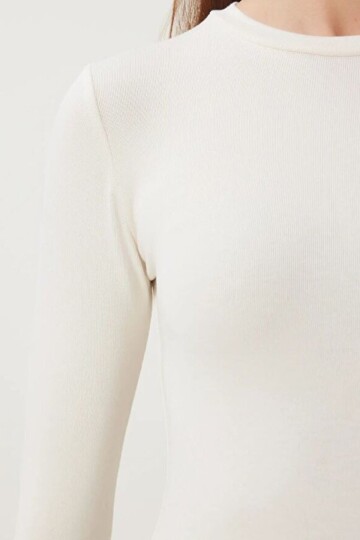 Parmak Detaylı Bisiklet Yaka Basic Bluz