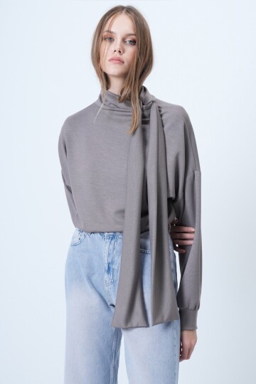 Şal Detaylı Regular Fit Modal Kumaş Bluz