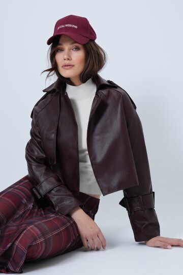 Toka Detaylı Oversize Suni Deri Ceket