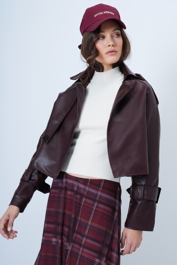 Toka Detaylı Oversize Suni Deri Ceket