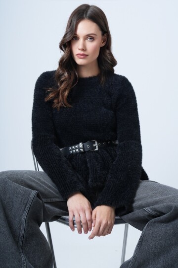 Uzun Kollu Fırfırlı Triko Yumoş  Kazak