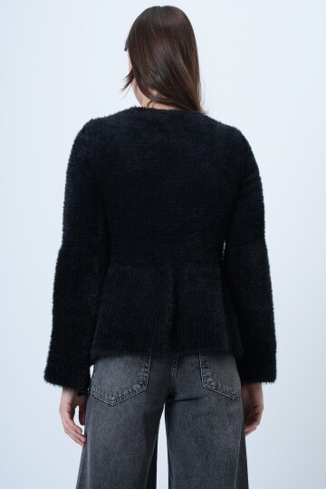 Uzun Kollu Fırfırlı Triko Yumoş  Kazak