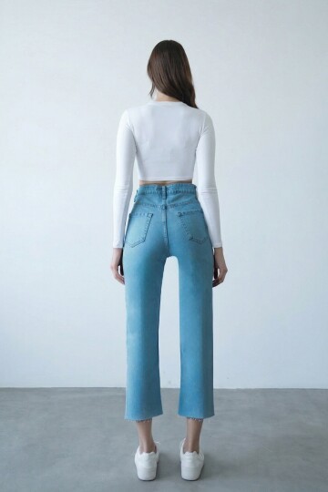 Açık Mavi Püsküllü Düz Paça Jean