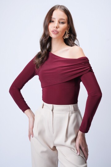 Bordo Asimetrik Likralı Bluz