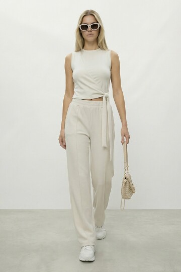 Bağlamalı Kolsuz Bluz Ve Pantolon Takım