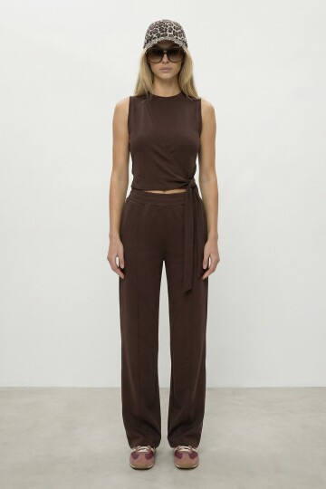 Bağlamalı Kolsuz Bluz Ve Pantolon Takım