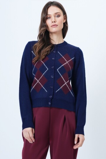 Baklava Desenli Düğmeli Triko Hırka