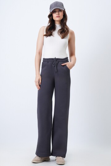 Beli Lastikli Çift Cepli 3 İplik Eşofman Altı