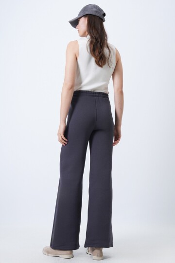 Beli Lastikli Çift Cepli 3 İplik Eşofman Altı