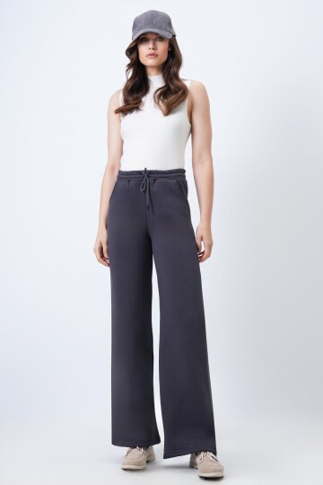 Beli Lastikli Çift Cepli 3 İplik Eşofman Altı