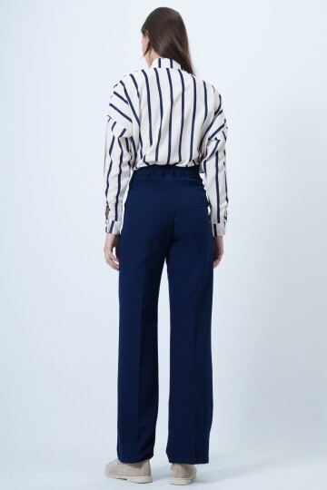 Beli Lastikli Düğme Kapamalı Çift Cepli Pantolon