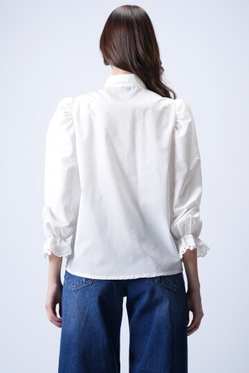 Beyaz Prenses Kol Güpür Nakışlı Dokuma Gömlek