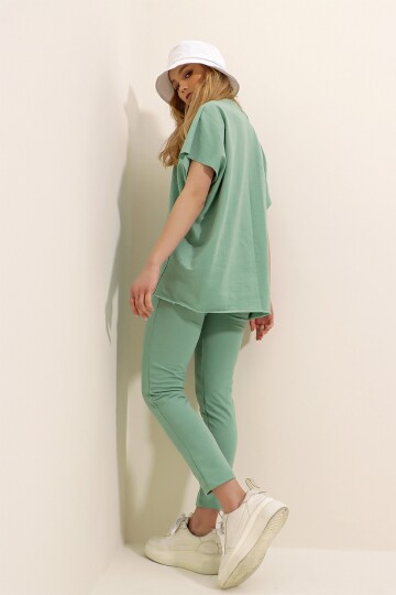 Bisiklet Yaka Rahat Kalıp Eşofman Takımı