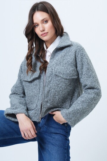 Çift Cepli Fermuar Kapamalı Buklet Ceket