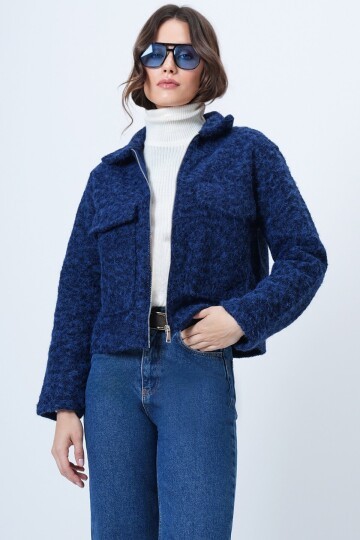 Çift Cepli Fermuar Kapamalı Buklet Ceket