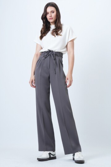 Çift Ceplil Bağcıklı Düğme Kapamalı Palazzo Pantolon