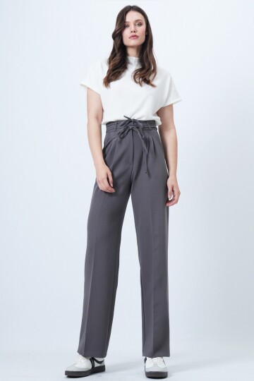 Çift Ceplil Bağcıklı Düğme Kapamalı Palazzo Pantolon