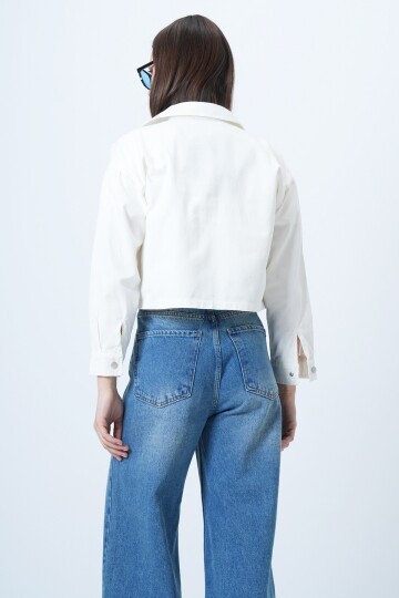 Çıt çıt kapamalı Çift Cepli Crop Ceket