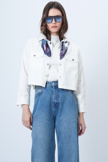 Çıt çıt kapamalı Çift Cepli Crop Ceket